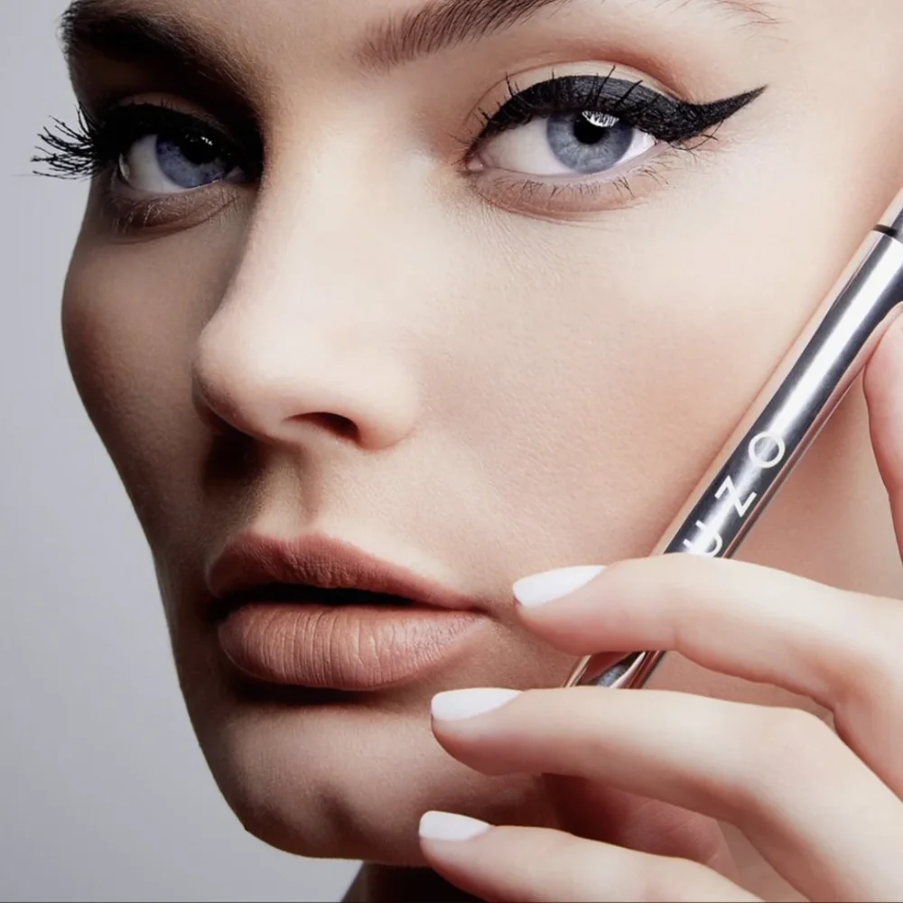 UZO Blaque Liquide Eyeliner